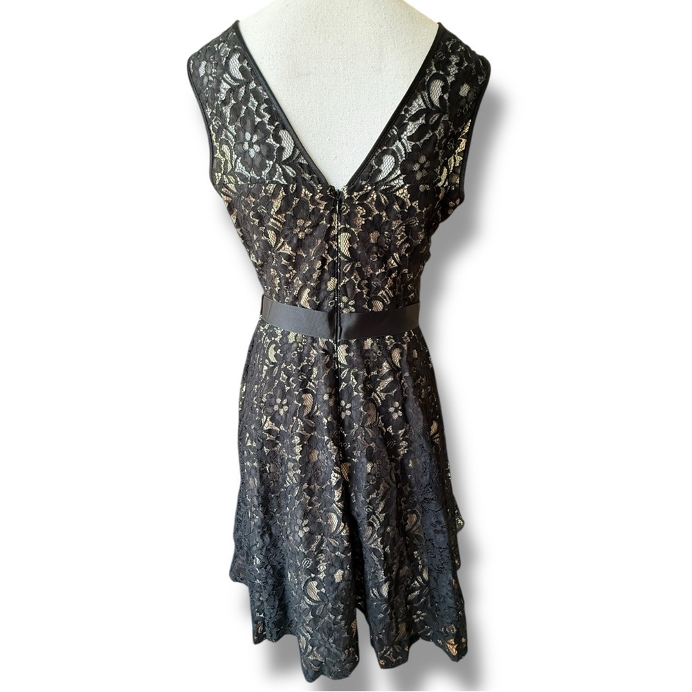 ❤️💋Charming Betsy & Adam Elegant Sleevless Black Lace Formal Cocktail Dress - Picture 4 of 14
